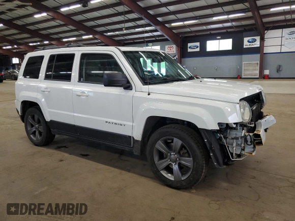 2015 Jeep Patriot High Altitude z VIN 1C4NJPFA0FD157556, wystawiony jako Copart lot #55453425 z przebiegiem 97 409 mil mil oraz Szkoda całkowita • Salvage title. Historia ofert i sprzedaży dostępna na DreamBid. Obrazek 4.