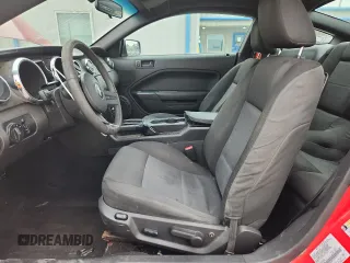 2005 Ford Mustang Deluxe с VIN 1ZVFT80N155125415, выставлен на аукционе Copart как лот 60487925 с пробегом 151 801 миль миль и Списание • Salvage title. История ставок и продаж доступна на DreamBid. Изображение 7.