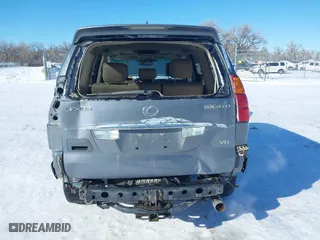 2007 Lexus GX 470 with VIN JTJBT20X470139936, listed as a IAAI auction lot 41507026 with 225,723 mi miles. Bid and sale history available at carsss.com. Image 6.