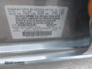 2023 Nissan Versa SV z VIN 3N1CN8EVXPL851661, wystawiony jako IAAI lot #41929200 z przebiegiem 52 370 mil mil oraz . Historia ofert i sprzedaży dostępna na DreamBid. Obrazek 9.