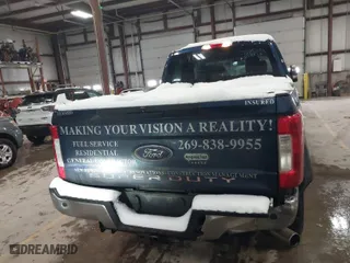 2017 Ford Super Duty F-250 SRW Lariat with VIN 1FT7W2B63HEF10061, listed as a IAAI auction lot 41558295 with 188,737 mi miles. Bid and sale history available at carsss.com. Image 16.