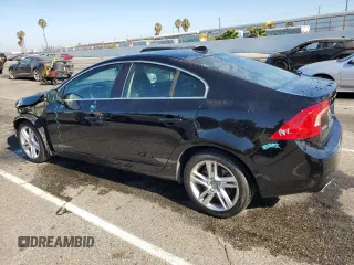 2015 Volvo S60 T5 Drive-E Platinum with VIN YV126MFM3F1358750, listed as a Copart auction lot 63055013 with 60,500 mi miles. Bid and sale history available at carsss.com. Image 2.