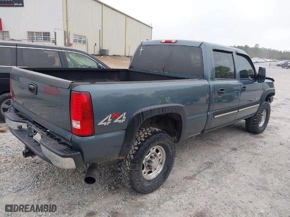 2006 Chevrolet Silverado 2500HD LT1 with VIN 1GCHK23U86F181748, listed as a IAAI auction lot 41794661 with NaN miles. Bid and sale history available at carsss.com. Image 4.