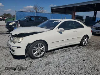 2008 Mercedes-Benz CLK-Class 3.5L with VIN WDBTJ56H08F250107, listed as a Copart auction lot 44010495 with 170,986 mi miles and Salvage Title. Bid and sale history available at carsss.com. Image 1.