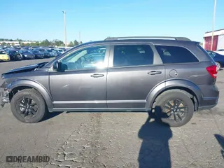 2019 Dodge Journey SE with VIN 3C4PDCBB0KT874812, listed as a IAAI auction lot 40220822 with 71,373 mi miles. Bid and sale history available at carsss.com. Image 15.