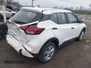 2022 Nissan Kicks S with VIN 3N1CP5BV1NL507193, listed as a IAAI auction lot 41907513 with 21,807 mi miles and . Bid and sale history available at carsss.com. Image 4.