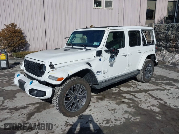 2024 Jeep Wrangler High Altitude z VIN 1C4RJXU60RW176763, wystawiony jako IAAI lot #41508931 z przebiegiem 11 026 mil mil oraz . Historia ofert i sprzedaży dostępna na DreamBid. Obrazek 18.