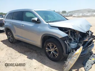 2016 Toyota Highlander XLE z VIN 5TDKKRFH5GS133266, wystawiony jako IAAI lot #42264047 z przebiegiem 160 175 mil mil oraz . Historia ofert i sprzedaży dostępna na DreamBid. Obrazek 1.