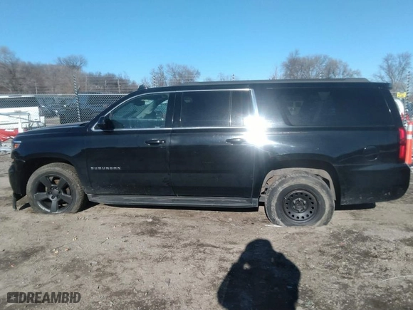 2017 Chevrolet Suburban LT with VIN 1GNSKHKC5HR132114, listed as a IAAI auction lot 41277984 with NaN miles. Bid and sale history available at carsss.com. Image 14.