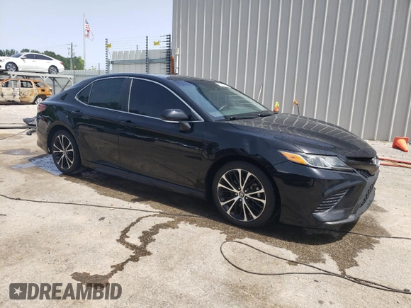 2018 Toyota Camry LE с VIN 4T1B11HKXJU656262, выставлен на аукционе Copart как лот 57132965 с пробегом 106 876 миль миль и Списание • Salvage title. История ставок и продаж доступна на DreamBid. Изображение 4.