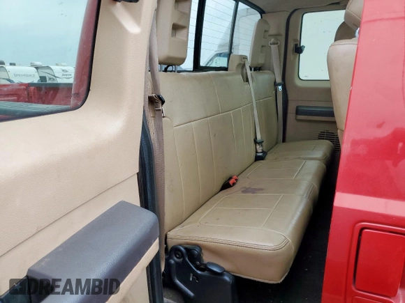 2012 Ford F-250 XL z VIN 1FT7X2ATXCEB00029, wystawiony jako Copart lot #57096425 z przebiegiem 353 590 mil mil oraz Czysty tytuł • Clean title. Historia ofert i sprzedaży dostępna na DreamBid. Obrazek 10.