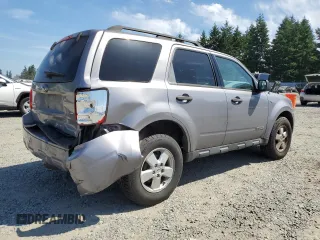 2008 Ford Escape XLT with VIN 1FMCU93178KD13844, listed as a Copart auction lot 59428785 with 257,847 mi miles and Salvage title. Bid and sale history available at DreamBid. Image 3.