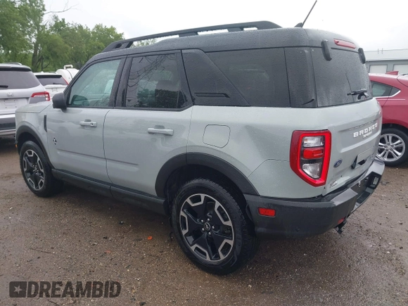2023 Ford Bronco Sport Outer Banks z VIN 3FMCR9C61PRD19727, wystawiony jako IAAI lot #42315280 z przebiegiem 69 985 mil mil oraz . Historia ofert i sprzedaży dostępna na DreamBid. Obrazek 3.