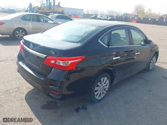 2018 Nissan Sentra S with VIN 3N1AB7AP0JY255132, listed as a IAAI auction lot 41906382 with 152,419 mi miles. Bid and sale history available at carsss.com. Image 4.