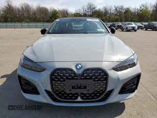 2024 BMW 4 Series 430i xDrive with VIN WBA43AT08RCN97661, listed as a Copart auction lot 71480614 with 2,383 mi miles and Salvage Title. Bid and sale history available at carsss.com. Image 5.