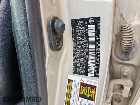 2017 Toyota Camry XLE z VIN 4T1BF1FK3HU630357, wystawiony jako Copart lot #60201805 z przebiegiem 162 740 mil mil oraz Szkoda całkowita • Salvage title. Historia ofert i sprzedaży dostępna na DreamBid. Obrazek 12.