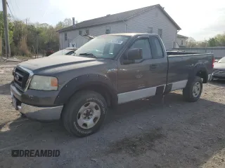 2004 Ford F-150 XL with VIN 1FTRF14W84NB32278, listed as a Copart auction lot 54551395 with 105,282 mi miles and Clean Title. Bid and sale history available at carsss.com. Image 1.