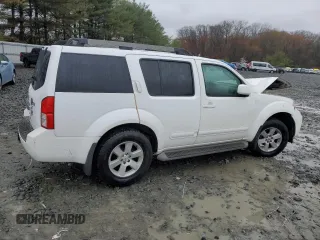 2010 Nissan Pathfinder SE z VIN 5N1AR1NB2AC605384, wystawiony jako Copart lot #52105735 z przebiegiem 138 019 mil mil oraz Szkoda całkowita • Salvage title. Historia ofert i sprzedaży dostępna na DreamBid. Obrazek 3.