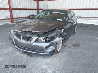 2006 BMW 3 Series 330i with VIN WBAVB33526KR73321, listed as a IAAI auction lot 42569889 with 104,466 mi miles and . Bid and sale history available at DreamBid. Image 6.