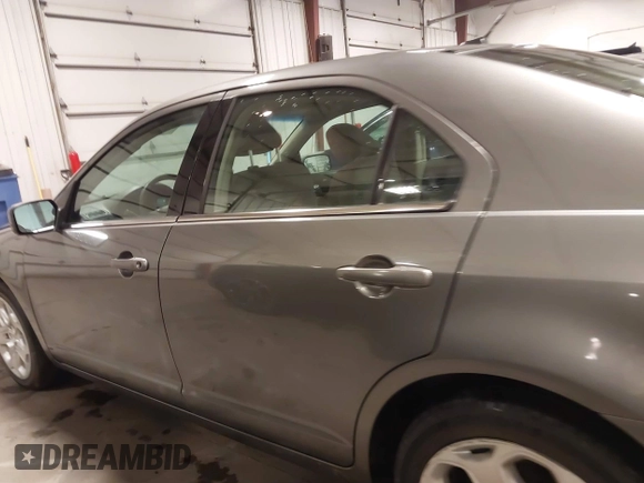 2010 Ford Fusion SE with VIN 3FAHP0HA7AR166745, listed as a IAAI auction lot 41744391 with 174,303 mi miles. Bid and sale history available at carsss.com. Image 14.