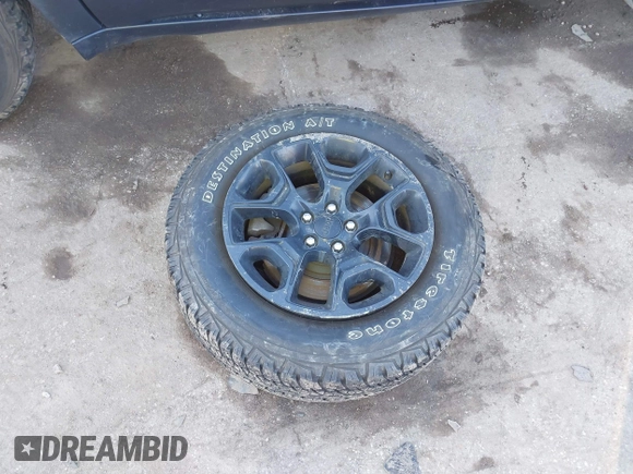 2022 Jeep Cherokee Trailhawk with VIN 1C4PJMBX9ND522235, listed as a IAAI auction lot 41738257 with 24,911 mi miles and . Bid and sale history available at DreamBid. Image 12.