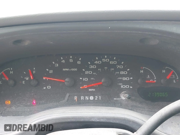 2007 Ford Econoline Cargo Commercial with VIN 1FTNE24L17DA50691, listed as a IAAI auction lot 42754142 with 213,906 mi miles and . Bid and sale history available at DreamBid. Image 7.