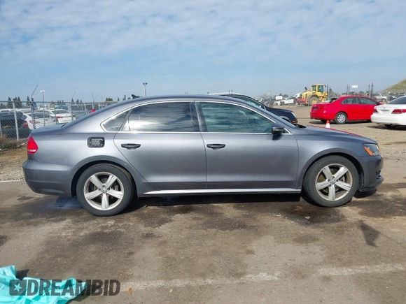 2012 Volkswagen Passat SE z VIN 1VWBP7A35CC024137, wystawiony jako IAAI lot #41572782 z przebiegiem 138 827 mil mil oraz . Historia ofert i sprzedaży dostępna na DreamBid. Obrazek 13.