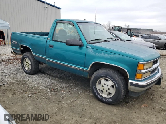 1995 Chevrolet Silverado 1500 with VIN 1GCEK14K0SZ257742, listed as a Copart auction lot 42437355 with 183,760 mi miles and Salvage Title. Bid and sale history available at DreamBid. Image 4.