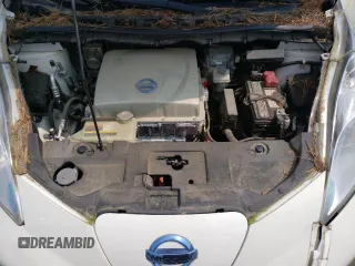 2015 Nissan LEAF SV with VIN 1N4AZ0CP2FC330030, listed as a Copart auction lot 51127843 with 25,986 mi miles. Bid and sale history available at carsss.com. Image 11.