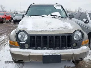 2006 Jeep Liberty Limited with VIN 1J4GL58K86W238011, listed as a IAAI auction lot 41612952 with 161,705 mi miles. Bid and sale history available at carsss.com. Image 6.