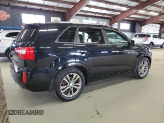 2014 Kia Sorento SX with VIN 5XYKWDA74EG437110, listed as a Copart auction lot 53505365 with 124,552 mi miles and Clean Title. Bid and sale history available at carsss.com. Image 3.
