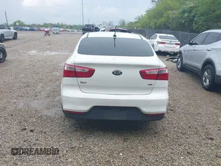 2017 Kia Rio LX z VIN KNADM4A35H6117584, wystawiony jako IAAI lot #42244051 z przebiegiem 123 378 mil mil oraz . Historia ofert i sprzedaży dostępna na DreamBid. Obrazek 17.