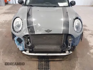 2015 MINI Hardtop 4 Door with VIN WMWXS5C58FT830081, listed as a IAAI auction lot 41345037 with 93,545 mi miles and . Bid and sale history available at DreamBid. Image 6.