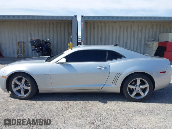 2011 Chevrolet Camaro 1LT with VIN 2G1FB1ED2B9146844, listed as a IAAI auction lot 42355048 with 170,603 mi miles and . Bid and sale history available at DreamBid. Image 14.