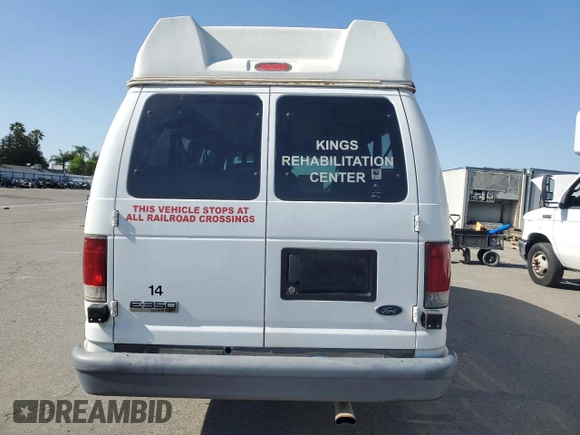 2006 Ford Econoline Cargo with VIN 1FTSS34L56HA71231, listed as a Copart auction lot 53383235 with 186,021 mi miles and Clean Title. Bid and sale history available at DreamBid. Image 6.