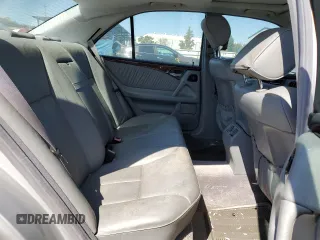 1999 Mercedes-Benz E-Class with VIN WDBJF65H3XA882627, listed as a Copart auction lot 72476674 with 187,656 mi miles and Salvage Title. Bid and sale history available at carsss.com. Image 10.