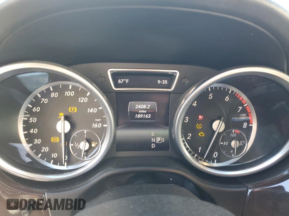 2015 Mercedes-Benz GL-Class GL 550 with VIN 4JGDF7DE4FA591740, listed as a Copart auction lot 37655723 with 189,163 mi miles. Bid and sale history available at carsss.com. Image 9.