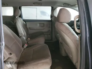2015 Kia Sedona LX with VIN KNDMB5C10F6043899, listed as a Copart auction lot 53853005 with 152,788 mi miles and Clean Title. Bid and sale history available at DreamBid. Image 11.