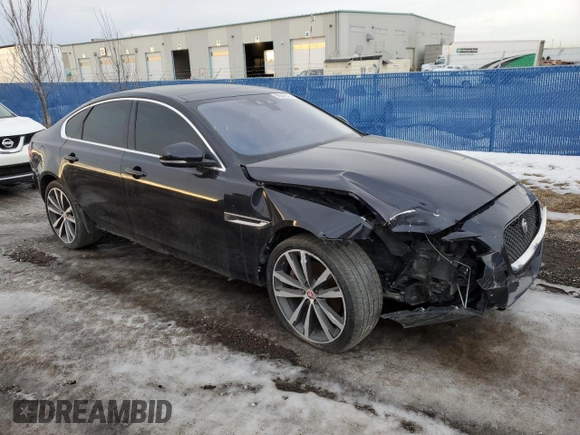 2017 Jaguar XF 35t Prestige with VIN SAJBK4BV0HCY46742, listed as a Copart auction lot 88549545 with 88,643 mi miles and Salvage Title. Bid and sale history available at carsss.com. Image 4.