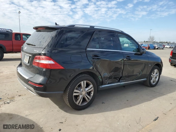 2012 Mercedes-Benz M-Class ML 350 with VIN 4JGDA5HB7CA022556, listed as a Copart auction lot 44596315 with 205,791 mi miles and Salvage Title. Bid and sale history available at carsss.com. Image 3.