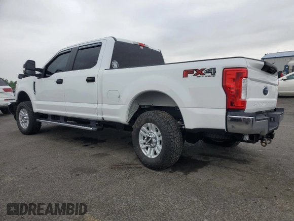 2018 Ford F-250 XL with VIN 1FT7W2B68JED04577, listed as a Copart auction lot 62562155 with 80,457 mi miles and Salvage title. Bid and sale history available at DreamBid. Image 2.