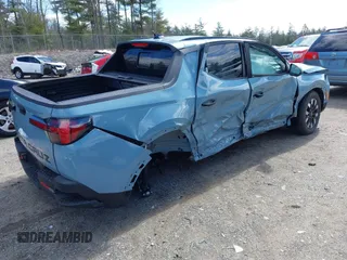 2025 Hyundai Santa Cruz SEL Activity z VIN 5NTJCDDE5SH143302, wystawiony jako IAAI lot #41924997 z przebiegiem 630 mil mil oraz . Historia ofert i sprzedaży dostępna na DreamBid. Obrazek 4.