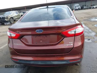 2015 Ford Fusion SE Hybrid with VIN 3FA6P0LU8FR172313, listed as a IAAI auction lot 41556556 with 152,567 mi miles. Bid and sale history available at carsss.com. Image 17.