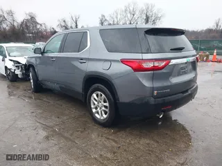 2021 Chevrolet Traverse LS with VIN 1GNERFKW6MJ145325, listed as a IAAI auction lot 41465202 with 102,406 mi miles. Bid and sale history available at carsss.com. Image 3.