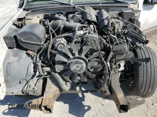 1998 GMC Suburban z VIN 1GKEC16R0WJ712847, wystawiony jako Copart lot #68557804 z przebiegiem 262 538 mil mil oraz Szkoda całkowita • Salvage title. Historia ofert i sprzedaży dostępna na DreamBid. Obrazek 14.