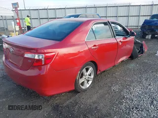 2012 Toyota Camry L with VIN 4T1BF1FK8CU635921, listed as a IAAI auction lot 41869896 with 212,820 mi miles. Bid and sale history available at carsss.com. Image 4.