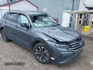 2024 Volkswagen Tiguan S with VIN 3VVFB7AX5RM188177, listed as a IAAI auction lot 41865699 with 7,823 mi miles and . Bid and sale history available at DreamBid. Image 6.
