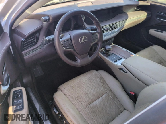 2019 Lexus LS 500 with VIN JTHB51FF4K5008165, listed as a Copart auction lot 73725824 with Not provided miles and Non repairable. Bid and sale history available at DreamBid. Image 8.