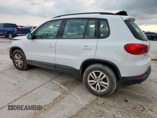 2017 Volkswagen Tiguan S с VIN WVGAV7AX6HK034093, выставлен на аукционе Copart как лот 58976965 с пробегом 103 474 миль миль и Списание • Salvage title. История ставок и продаж доступна на DreamBid. Изображение 2.
