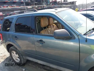 2010 Ford Escape XLT с VIN 1FMCU9D74AKB50014, выставлен на аукционе IAAI как лот 42273459 с пробегом Не указан миль и . История ставок и продаж доступна на DreamBid. Изображение 12.